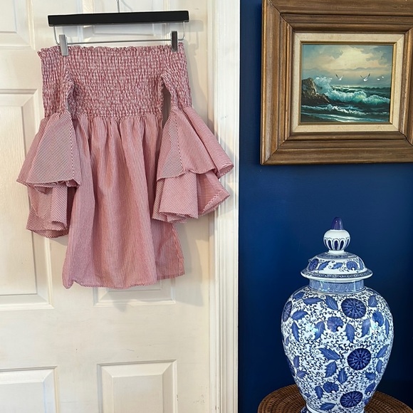 Women’s Gianni Bini Cold Shoulder Bell Sleeve-Red & White Striped Mini Dress XS - Picture 2 of 9